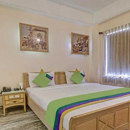 Treebo Komfort Suites, 3 Km From Mysore Palace ภายนอก รูปภาพ