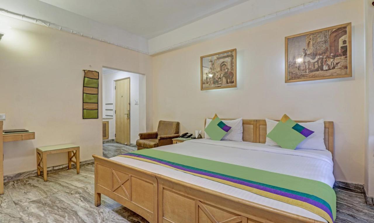 Treebo Komfort Suites, 3 Km From Mysore Palace ภายนอก รูปภาพ