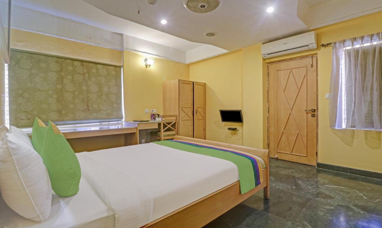 Treebo Komfort Suites, 3 Km From Mysore Palace ภายนอก รูปภาพ