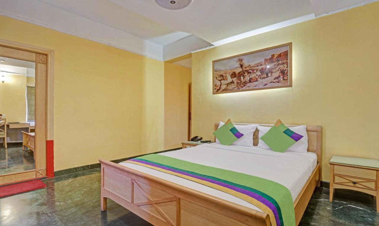 Treebo Komfort Suites, 3 Km From Mysore Palace ภายนอก รูปภาพ
