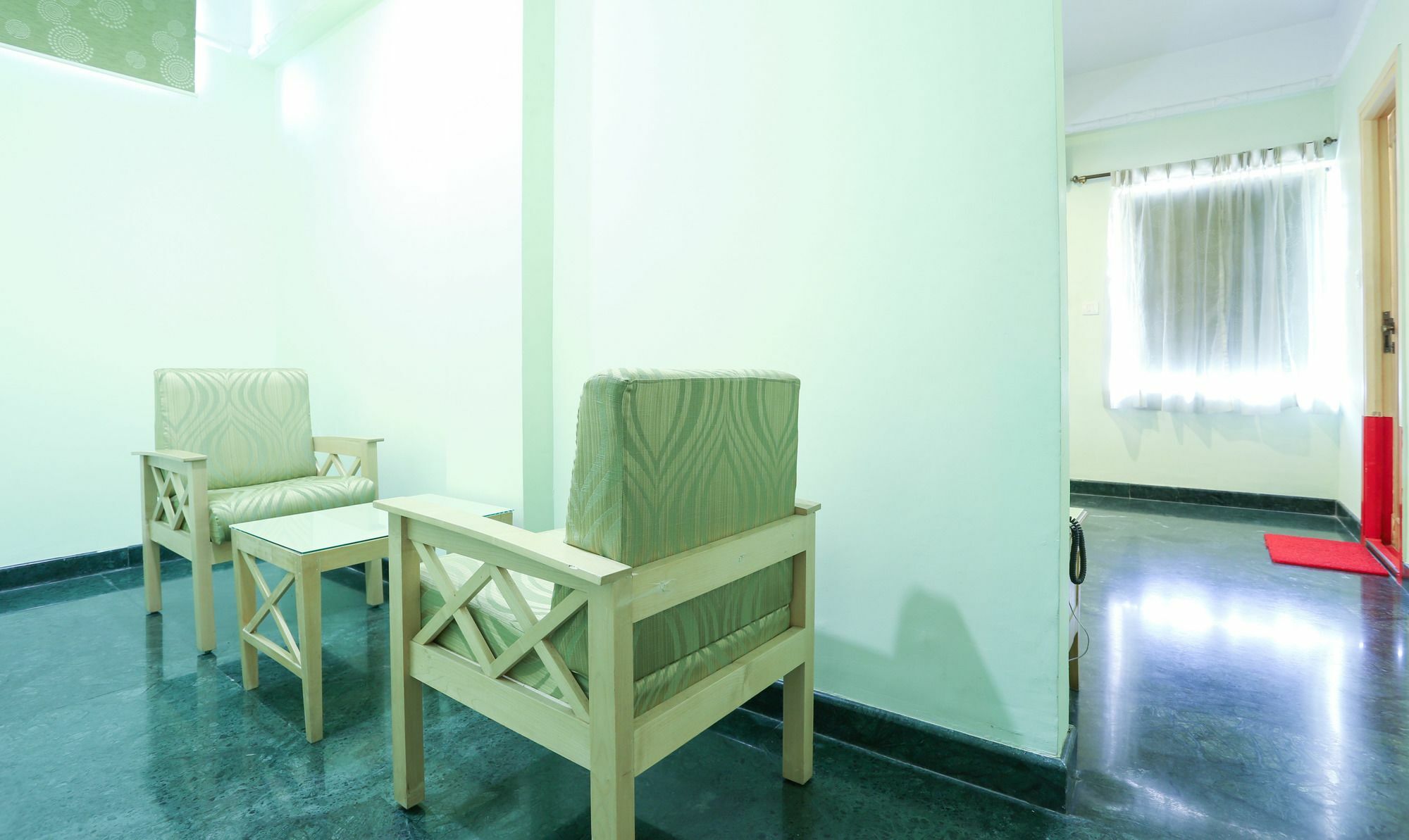 Treebo Komfort Suites, 3 Km From Mysore Palace ภายนอก รูปภาพ
